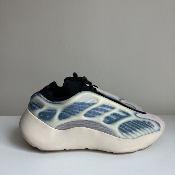 Adidas Yeezy 700 V3 Kyanite GY0260 Sneakers Mens US 6.5. Womens 7.5 - Picture 4 of 8